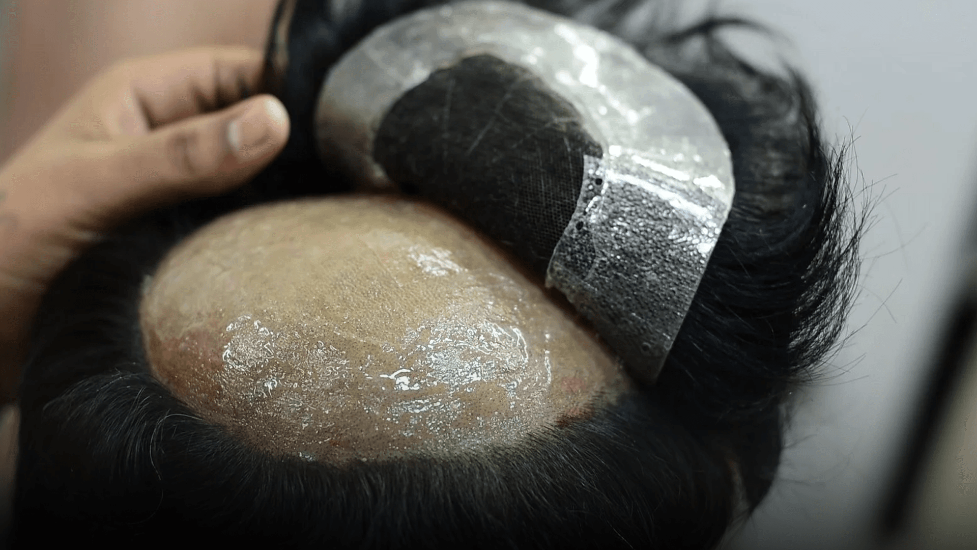 Stick-on hair system method preview